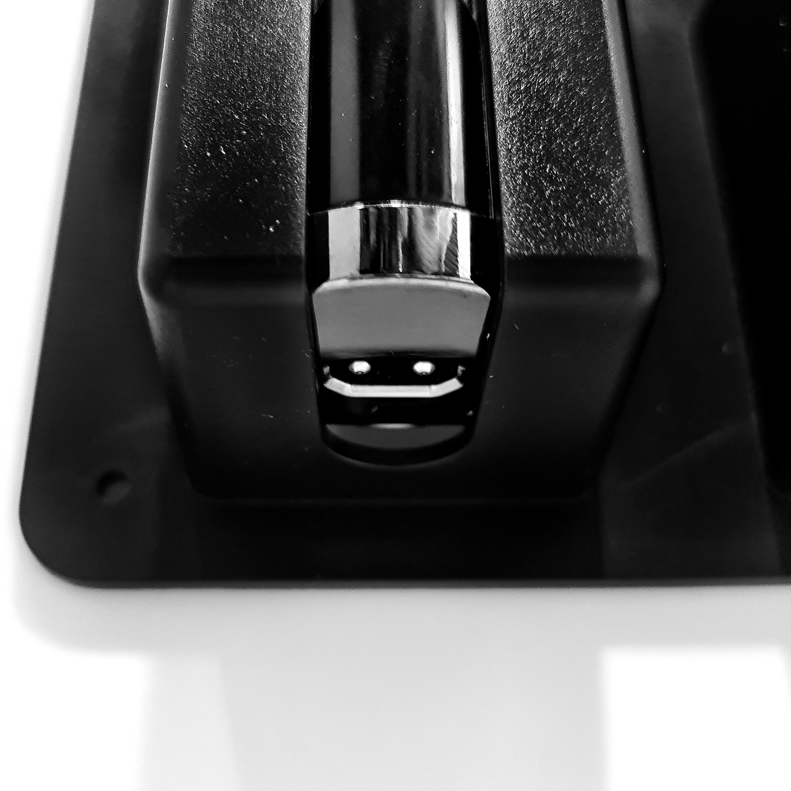 Kệ tông đơ treo tường chất lượng cao cấp