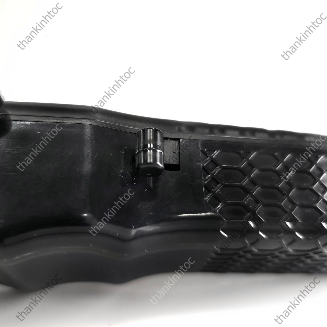 Tông Đơ Pin Lưỡi Đơn Skin Fade P08 Chính Hãng