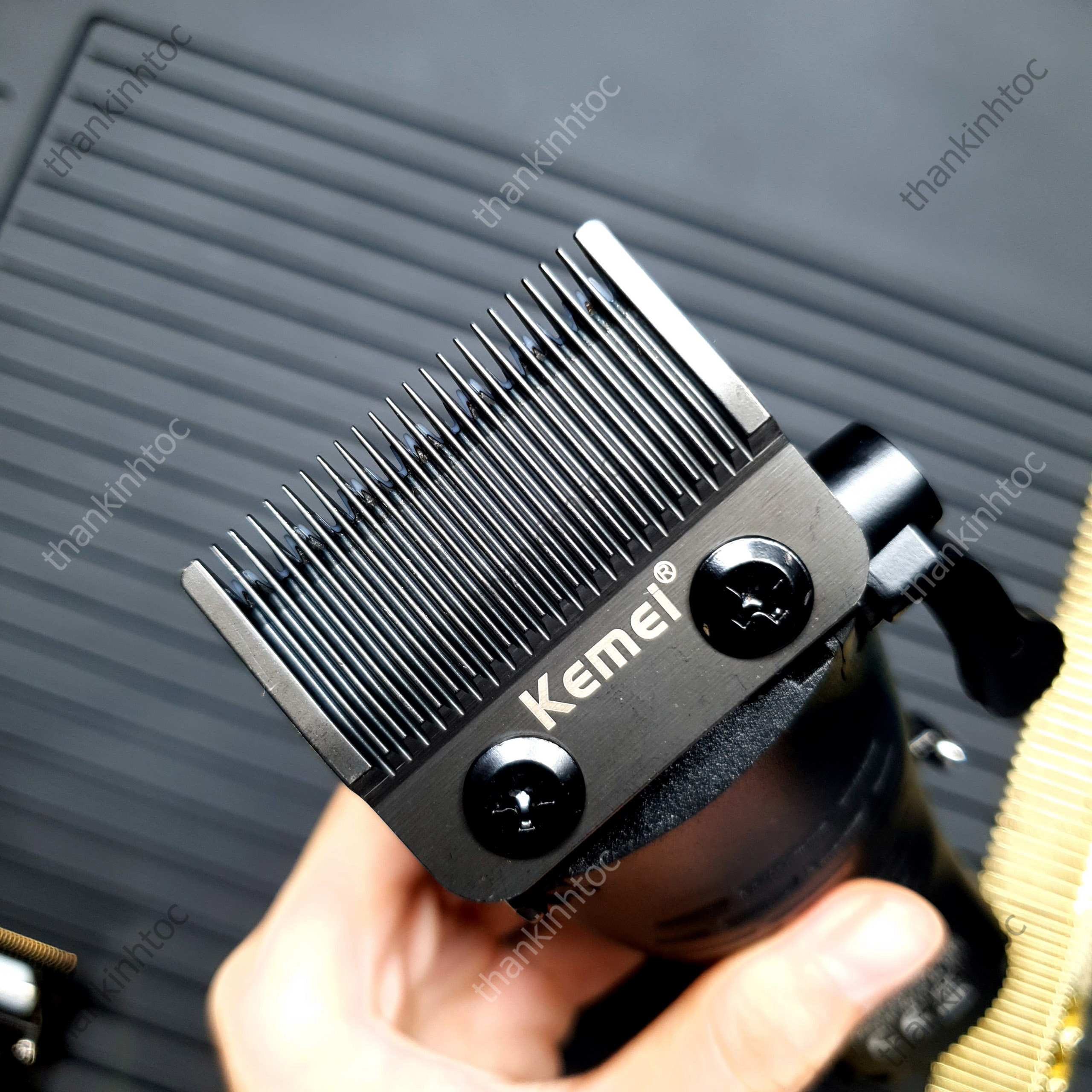 Tông Đơ Pin Từ Tính Kemei KM-2242 Chính Hãng