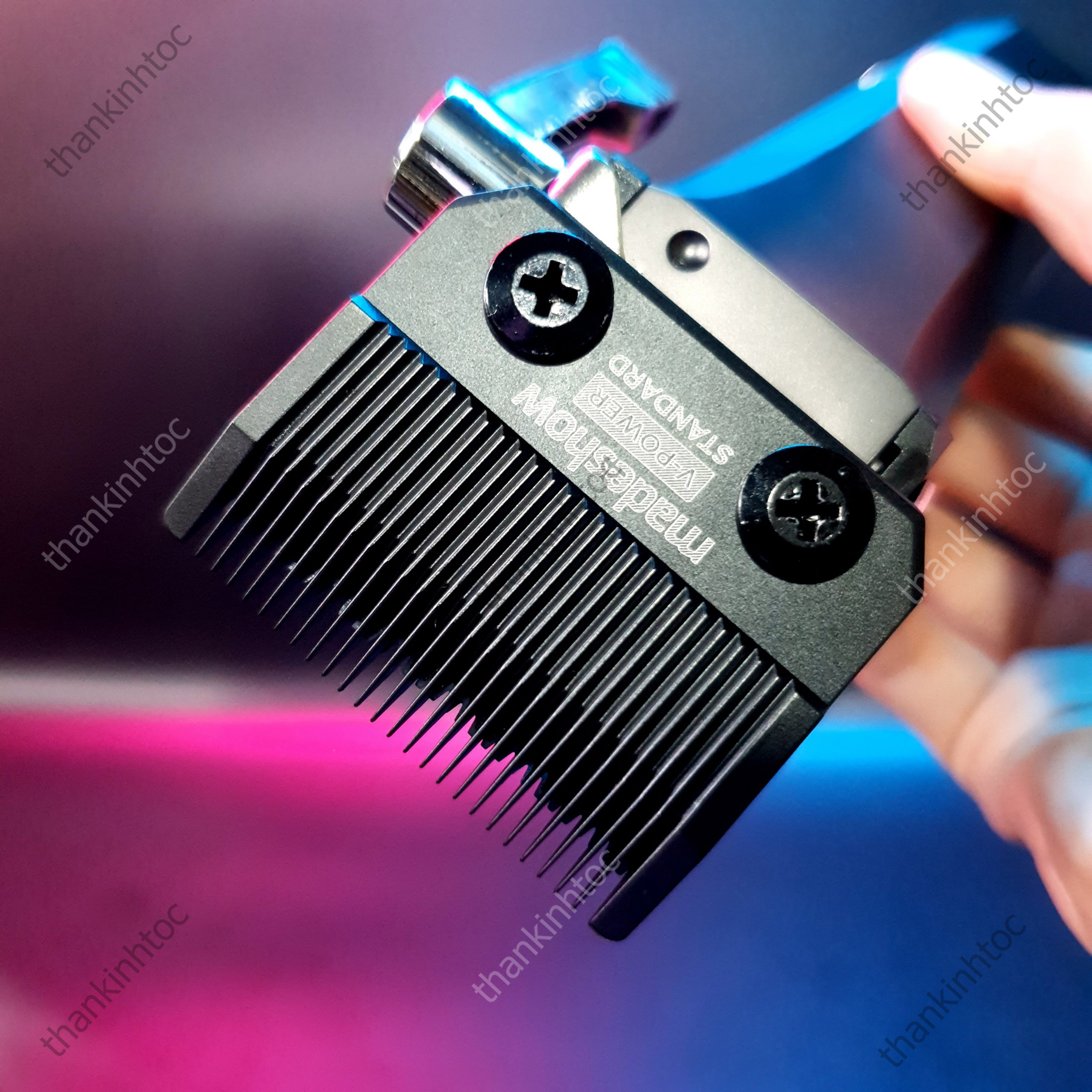 Tông Đơ Pin Lưỡi Đơn Madeshow G9C Chính Hãng