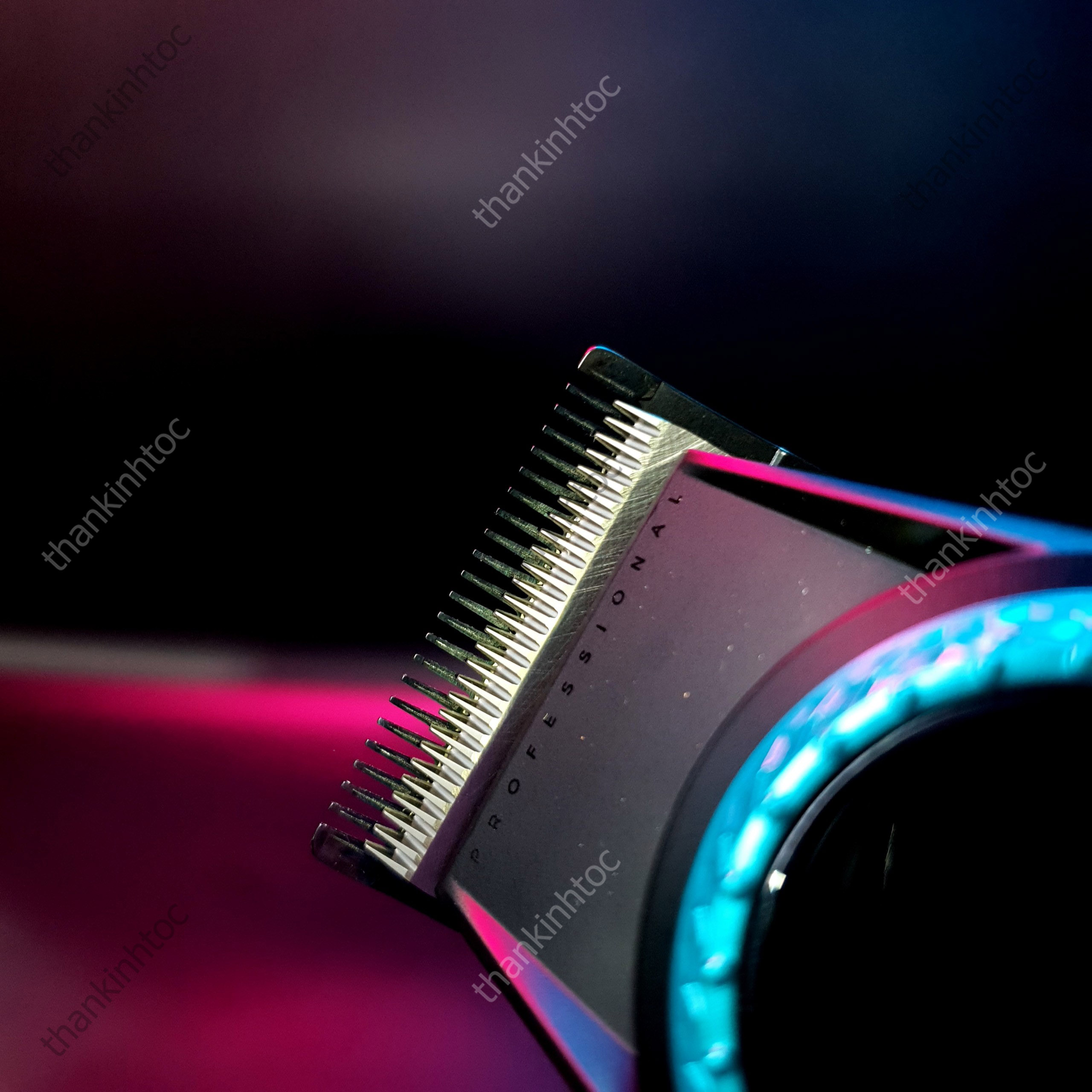 Tông Đơ Pin Lưỡi Đơn VGR V-001 Chính Hãng