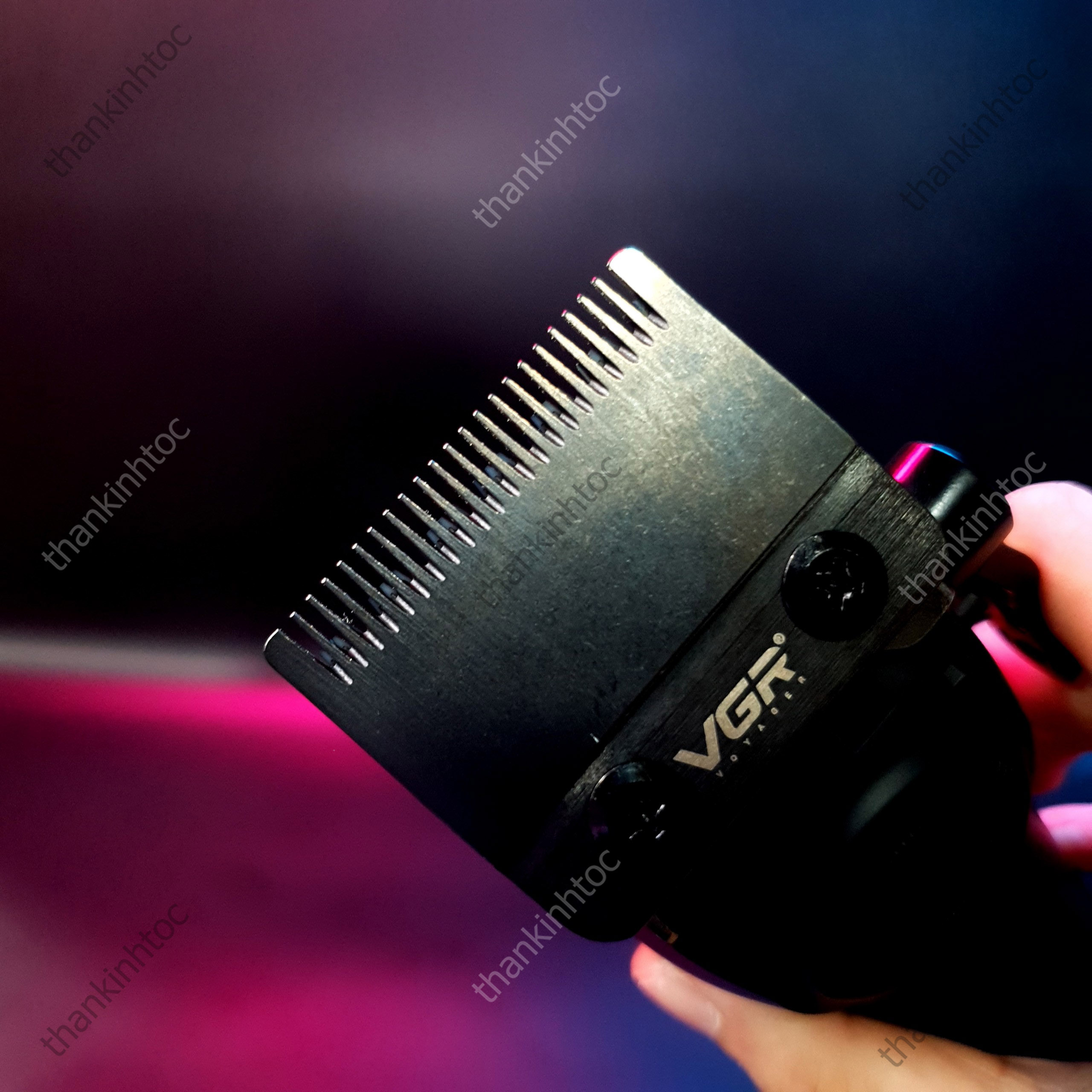 Tông Đơ Pin Lưỡi Đơn VGR V-001 Chính Hãng