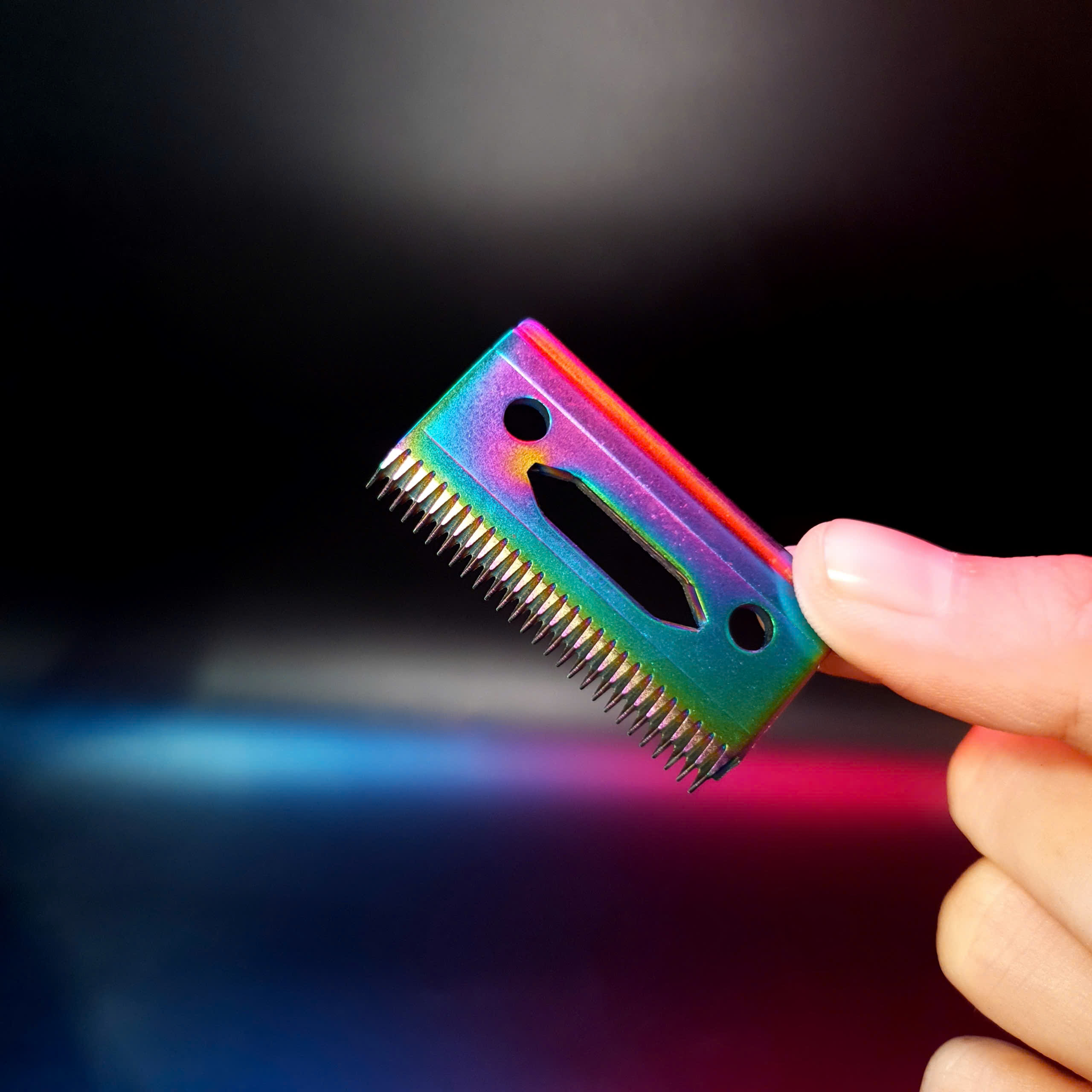 Lưỡi Đơn D7 TITAN Chuyên đi khung chính hãng SKIN FADE