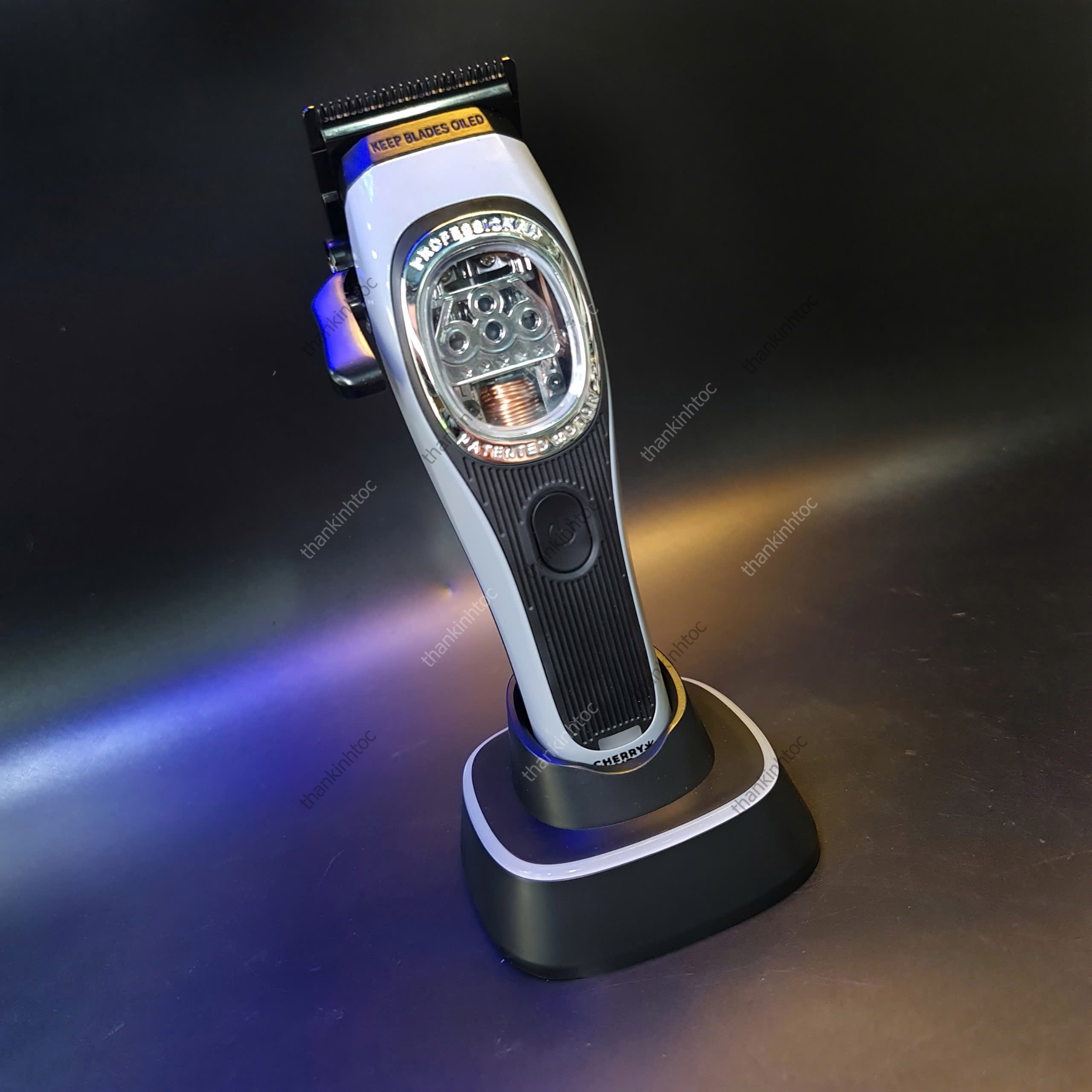 Tông Đơ Từ Tính UNDERDOG 686 Cherry Bomb Chính Hãng