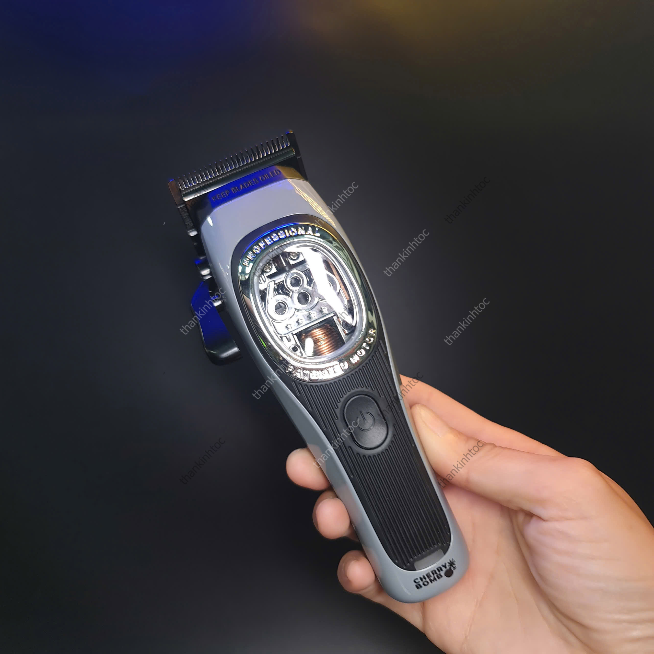 Tông Đơ Từ Tính UNDERDOG 686 Cherry Bomb Chính Hãng