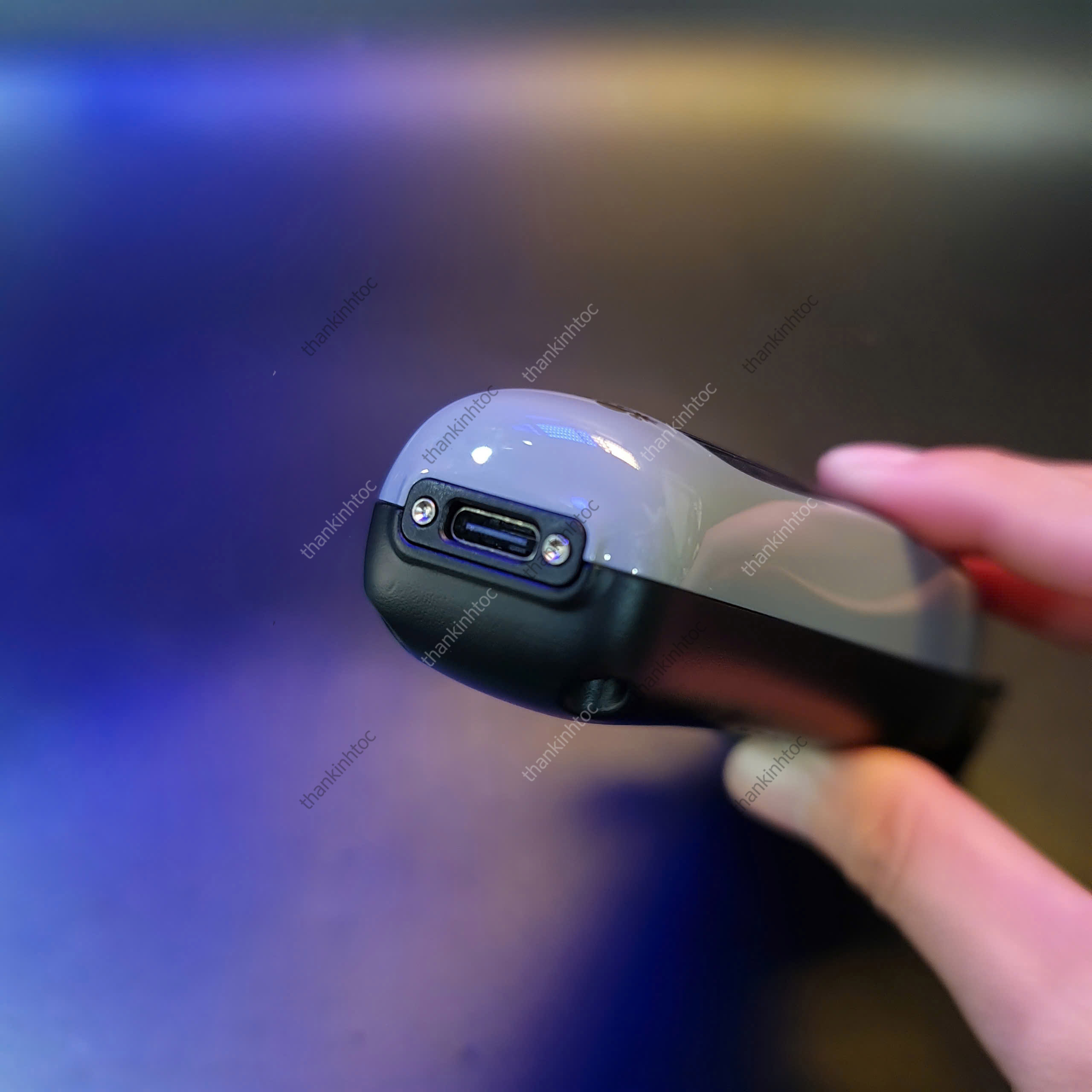 Tông Đơ Từ Tính UNDERDOG 686 Cherry Bomb Chính Hãng