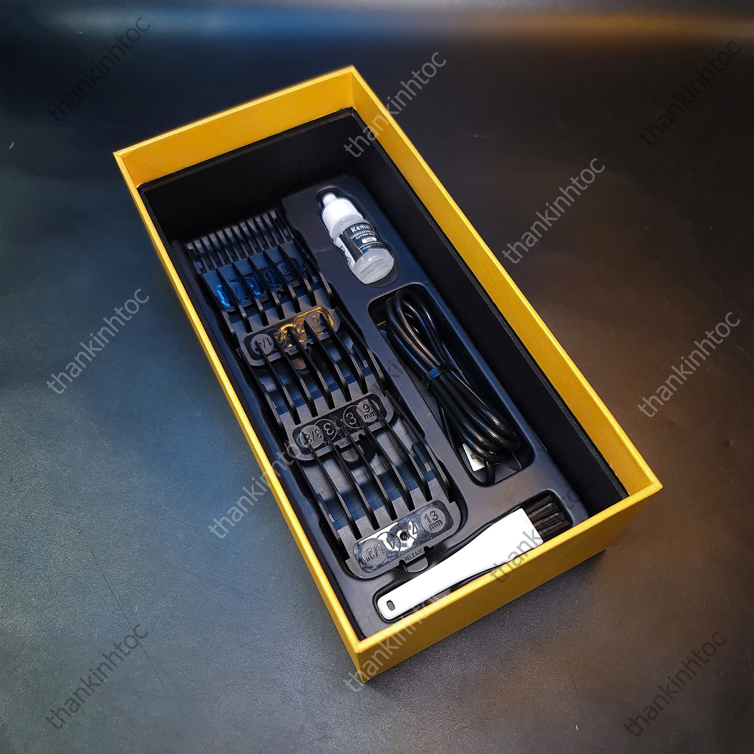 Tông Đơ Pin Lưỡi Đơn Kemei KM-2229 Chính Hãng