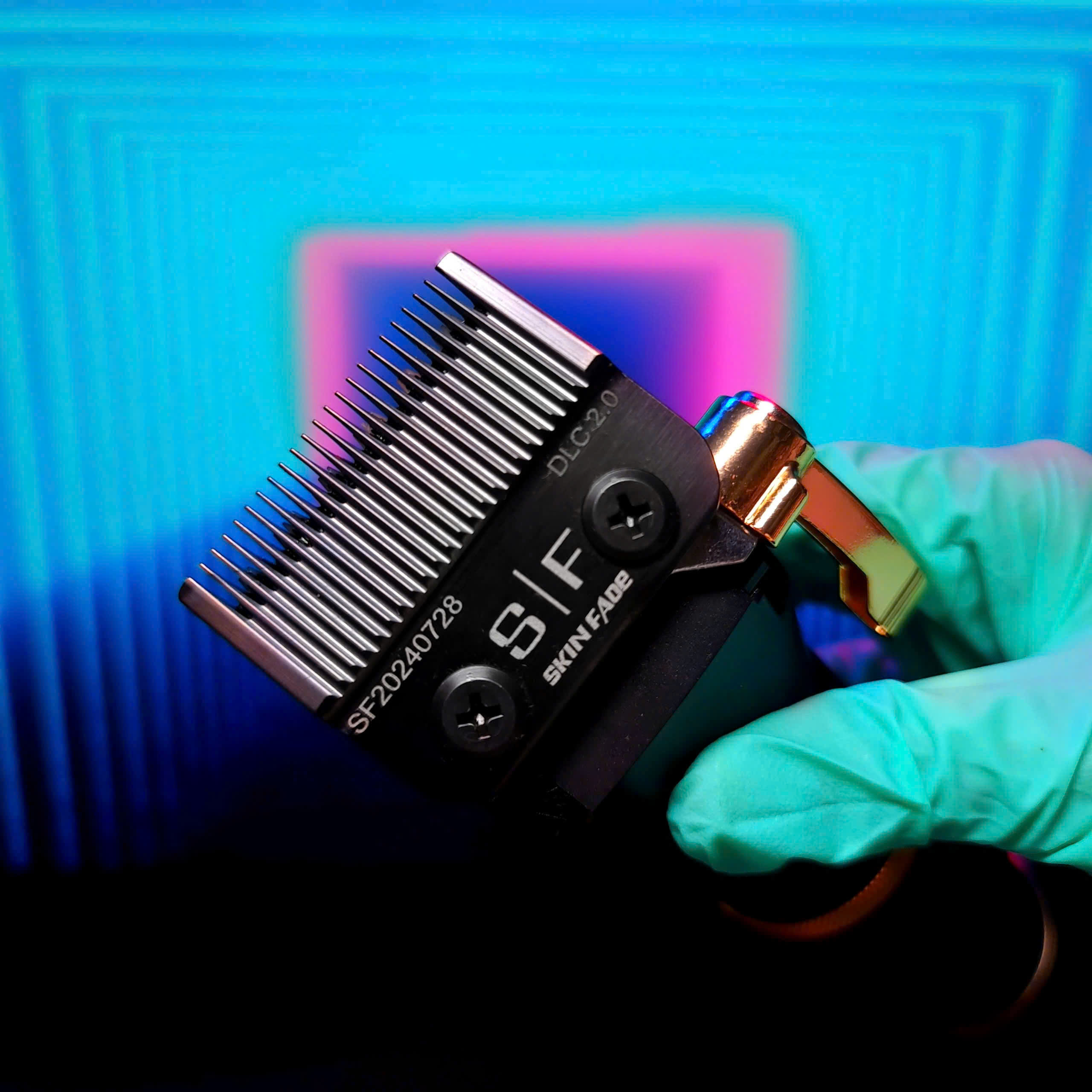 Tông Đơ Pin Lưỡi Đơn Skin Fade Pro X-01 Chính Hãng