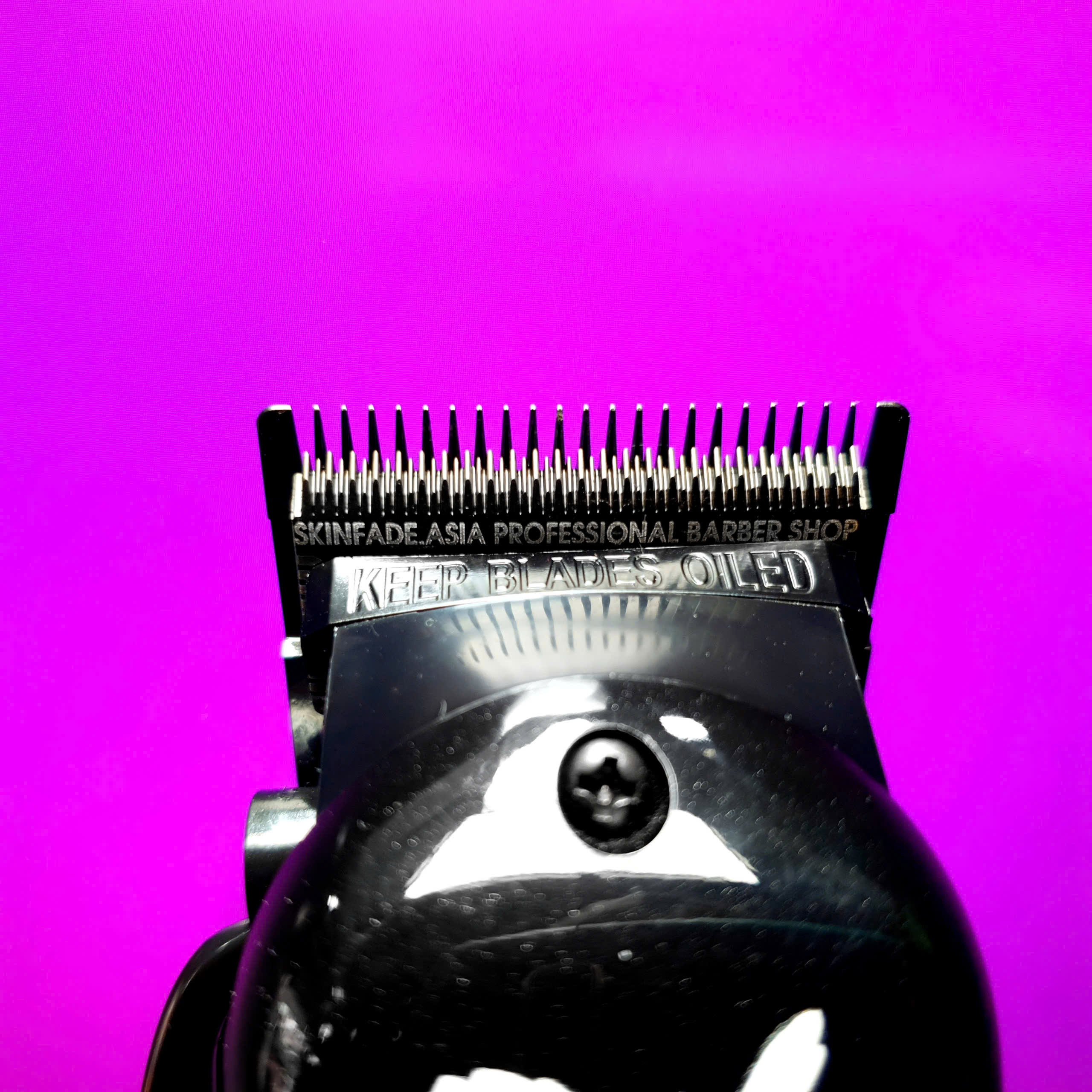 Tông Đơ Pin Lưỡi Kép Skin Fade Pro X-02 Chính Hãng