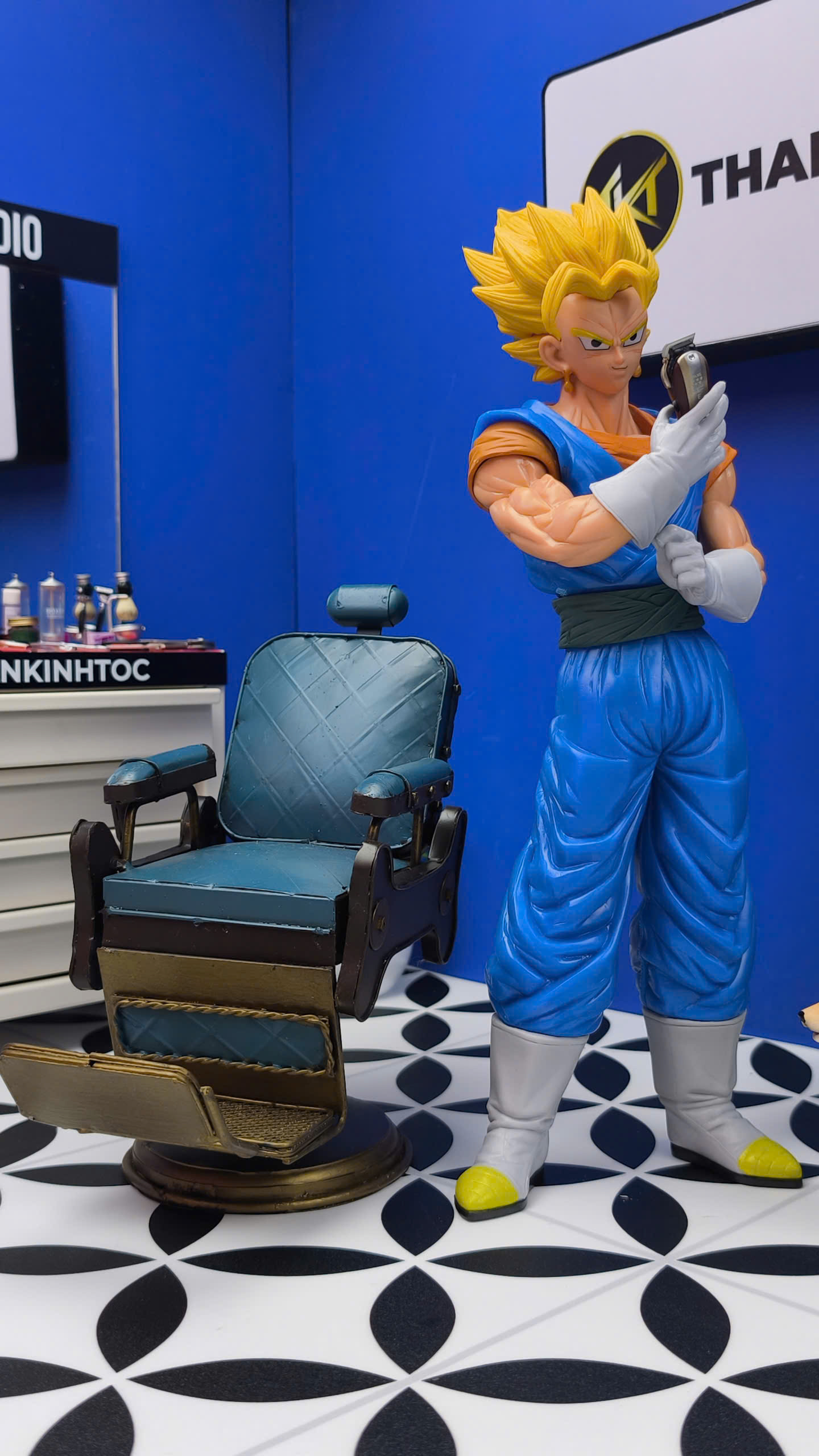 Mô hình tiệm tóc Barber NO ALL IN 30cm