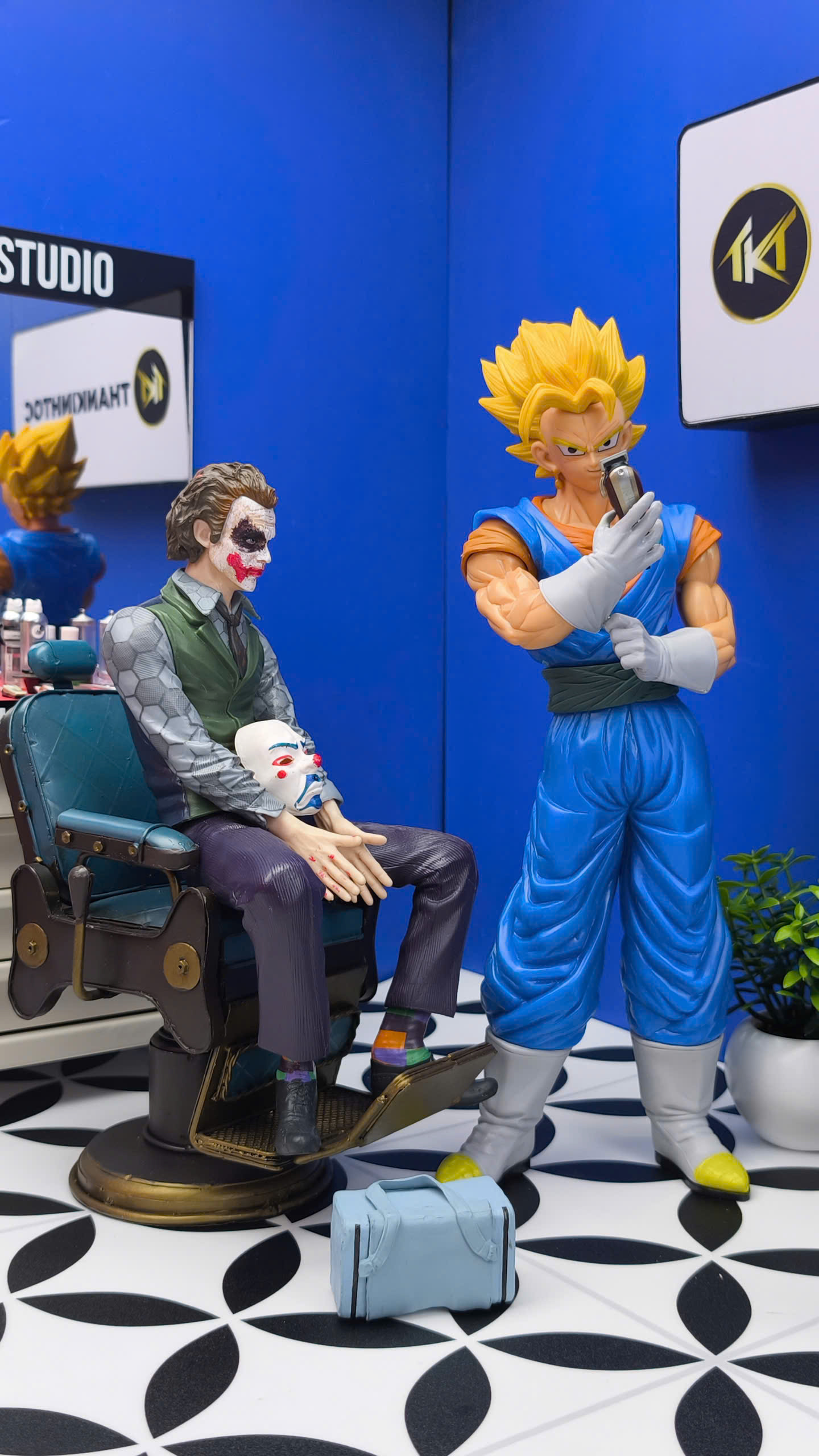 Mô hình tiệm tóc Barber NO ALL IN 30cm