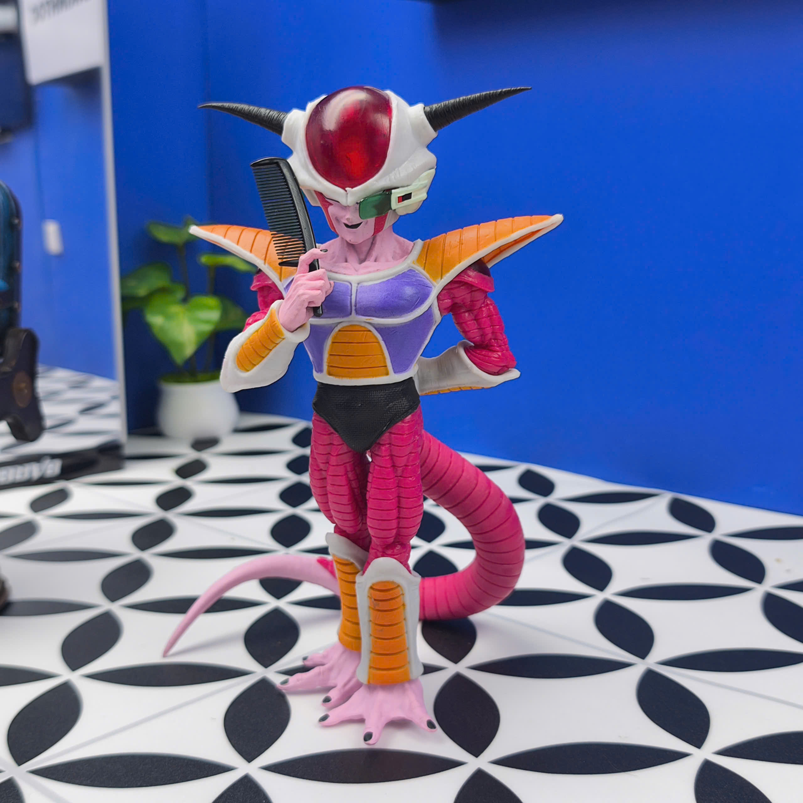 Mô Hình Tiệm Tóc Barber Frieza Cao 21cm