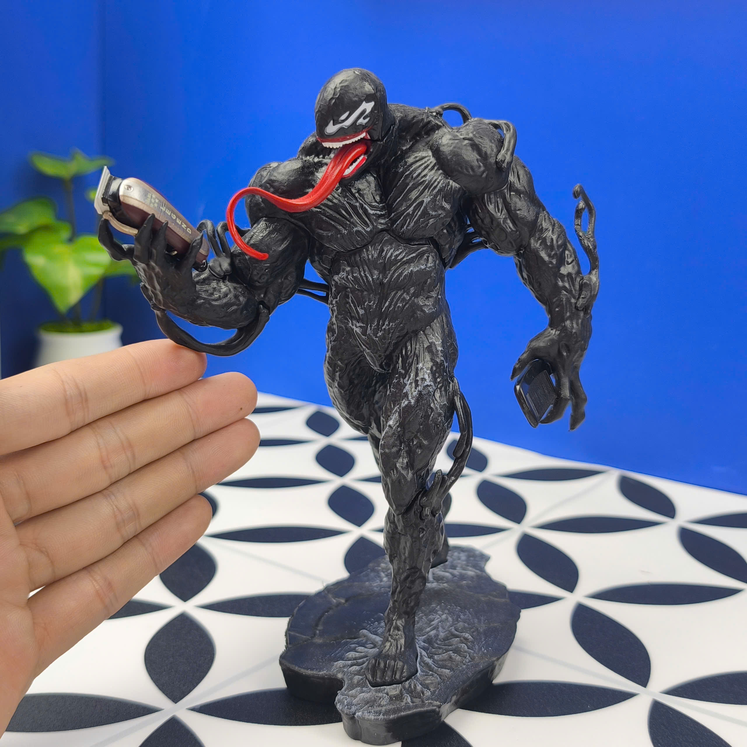 Mô Hình Tiệm Tóc Barber Venom Cao 18cm