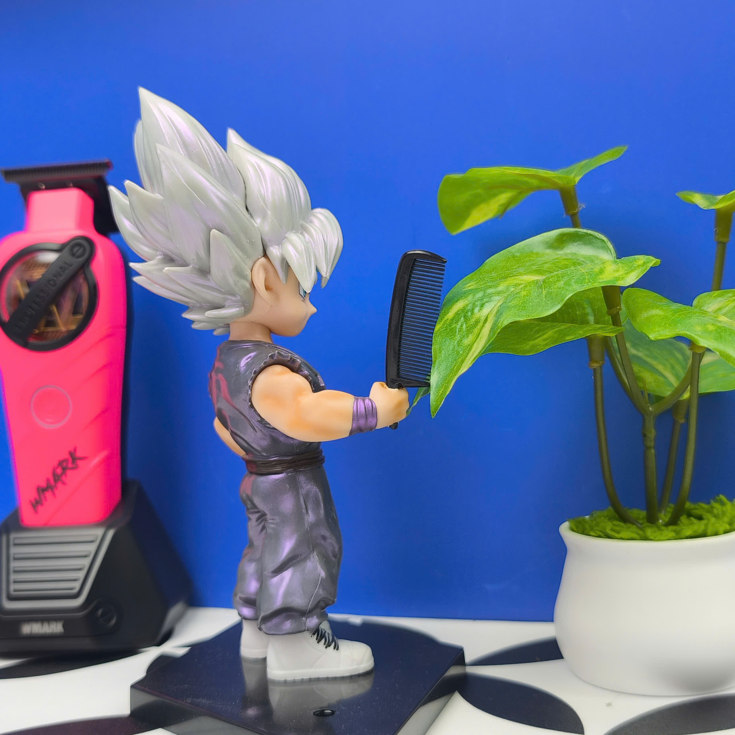 Mô Hình Tiệm Tóc Barber Goku BlockBoy Barber Editions Cao 17cm