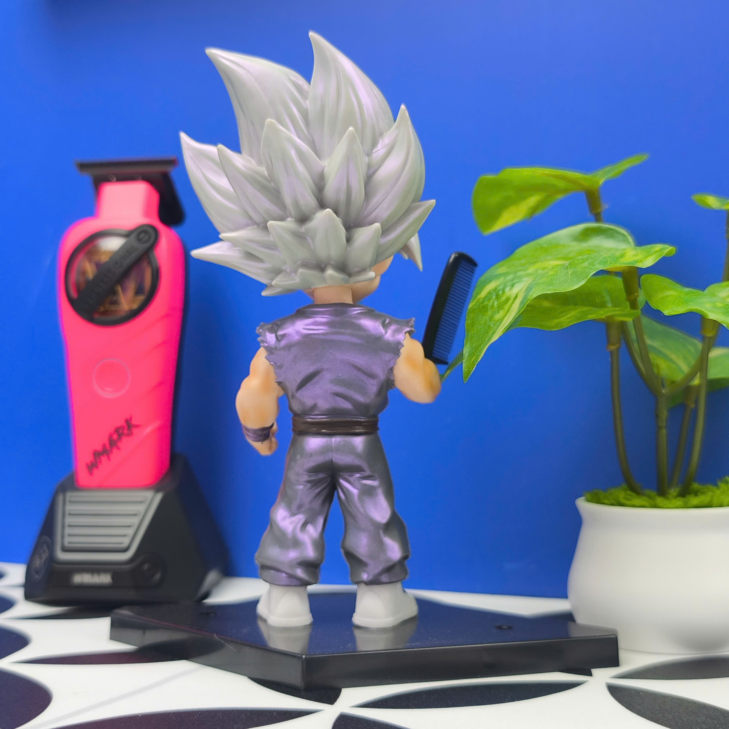 Mô Hình Tiệm Tóc Barber Goku BlockBoy Barber Editions Cao 17cm