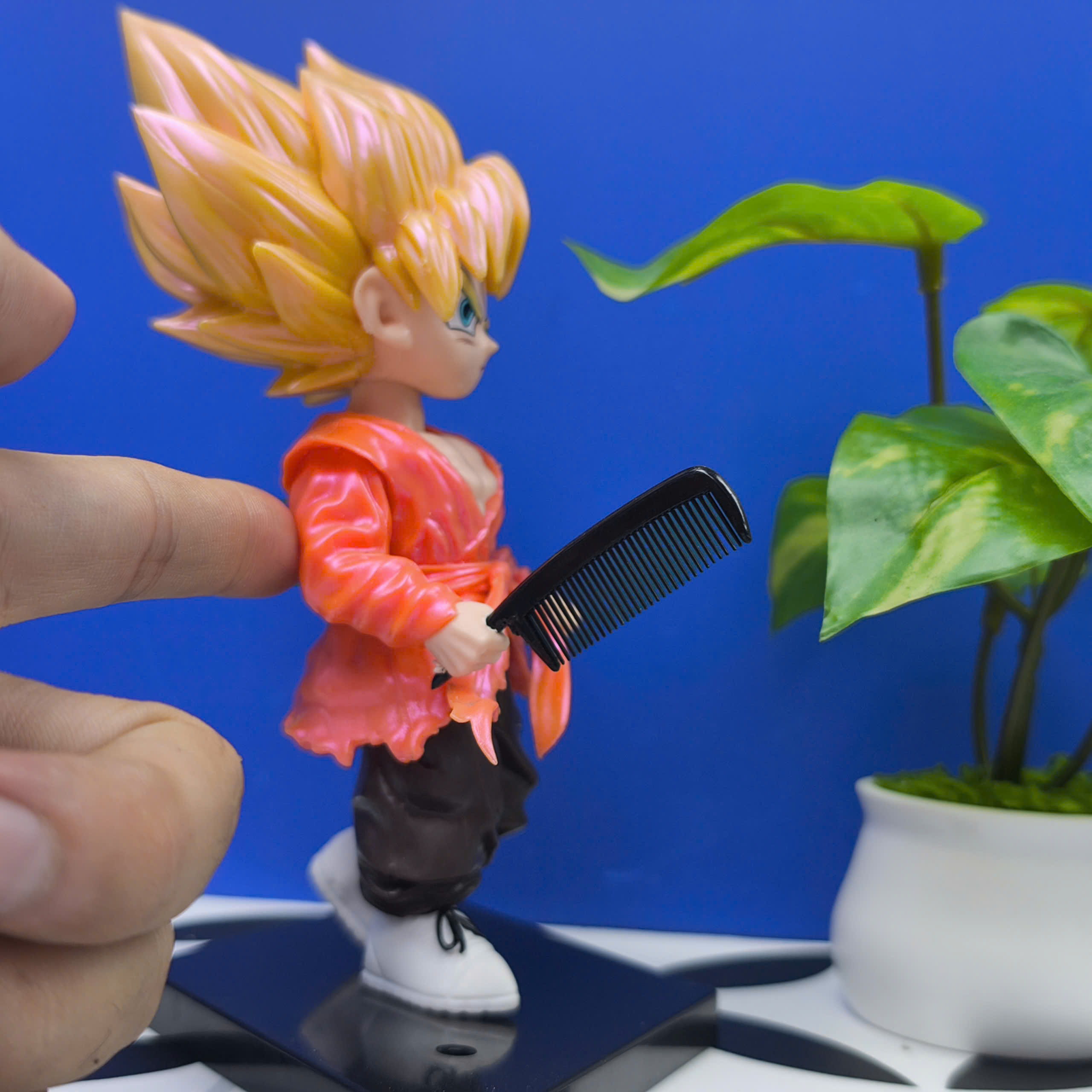 Mô Hình Tiệm Tóc Barber Goku BlockBoy Barber Editions Cao 17cm