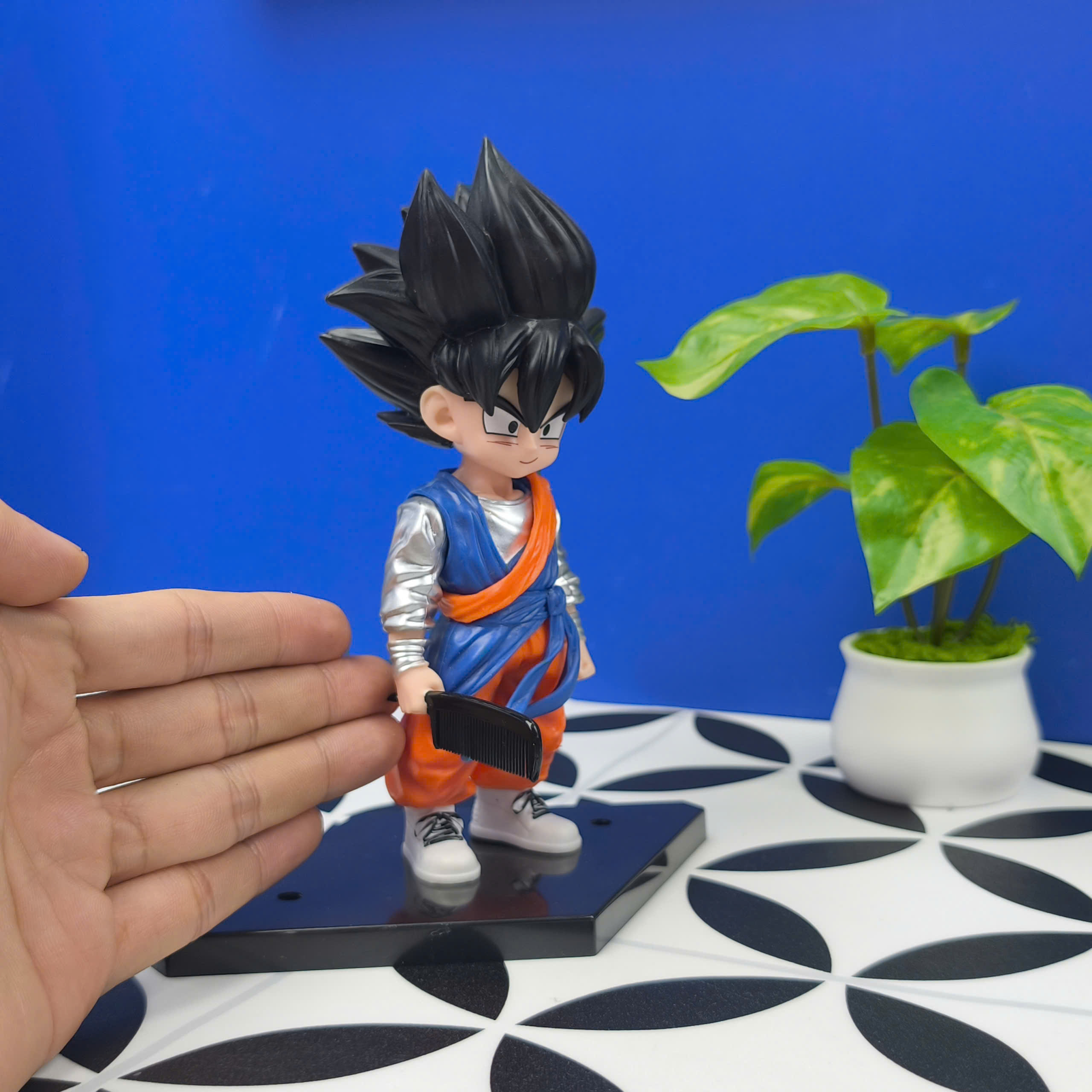 Mô Hình Tiệm Tóc Barber Goku BlockBoy Barber Editions Cao 17cm