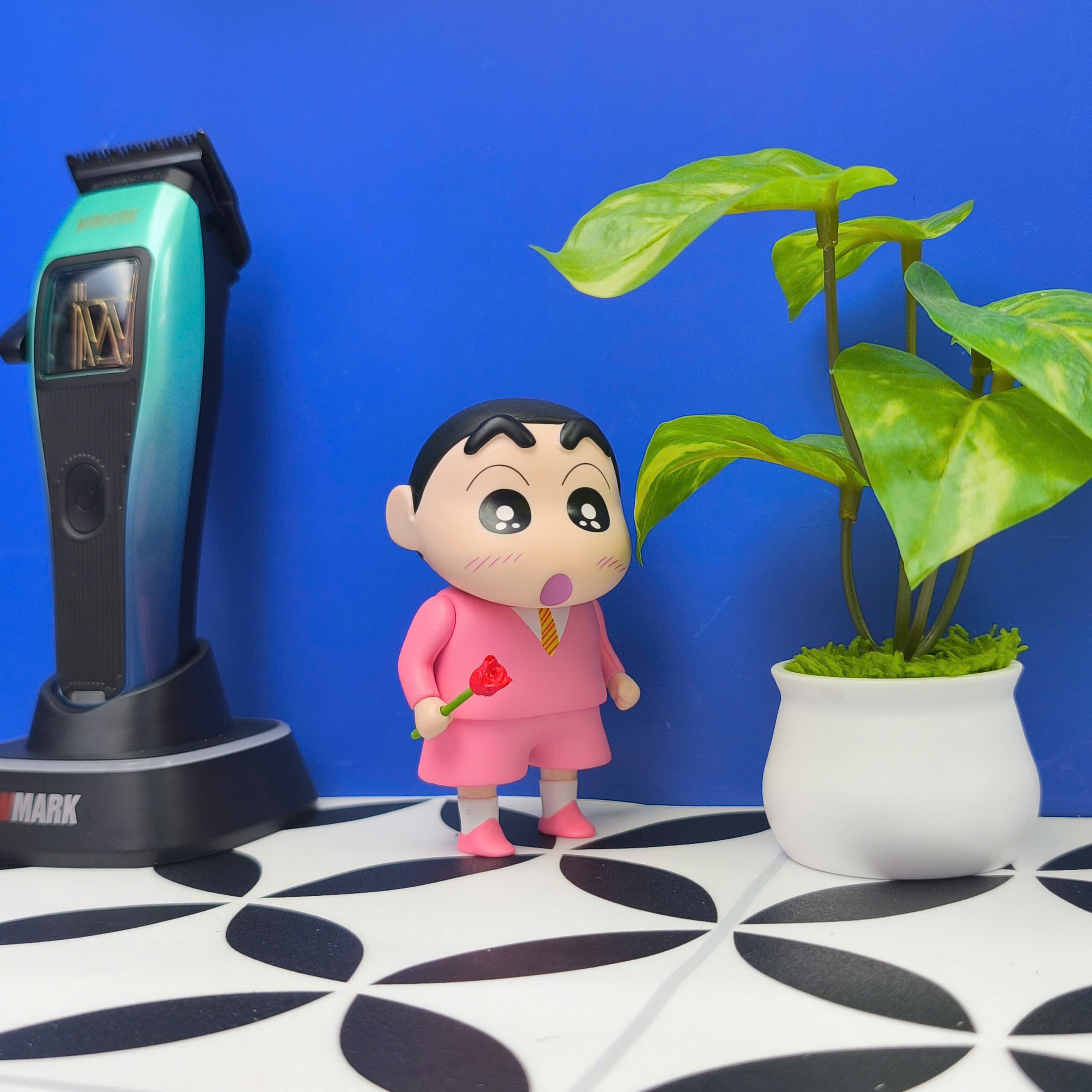 Mô Hình Tiệm Tóc Shin Barber Vest Hồng Cao 10cm