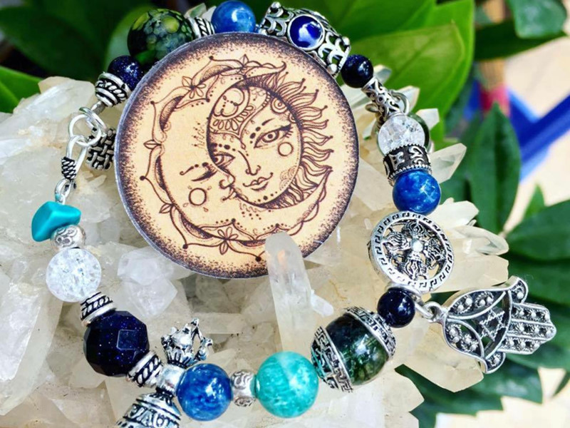 Cácg tạo ra một chiếc vòng Pandora