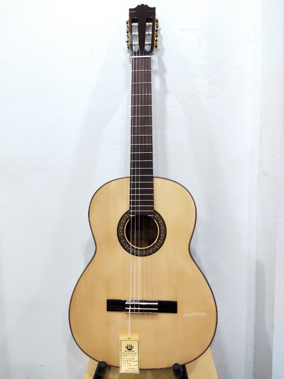Đàn Guitar Classic CG-300E