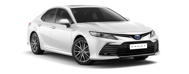 Toyota Camry màu trắng hợp chủ xe mệnh kim