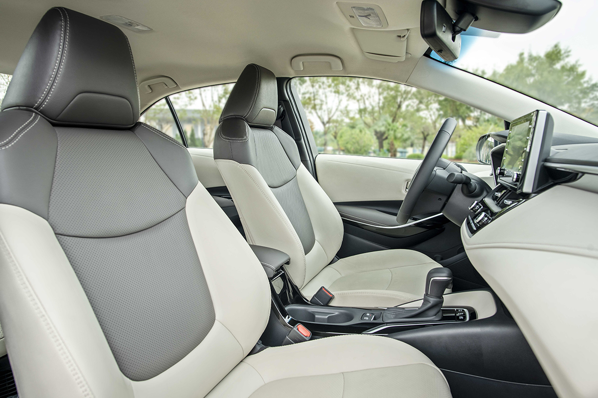 Nội thất của Corolla Altis