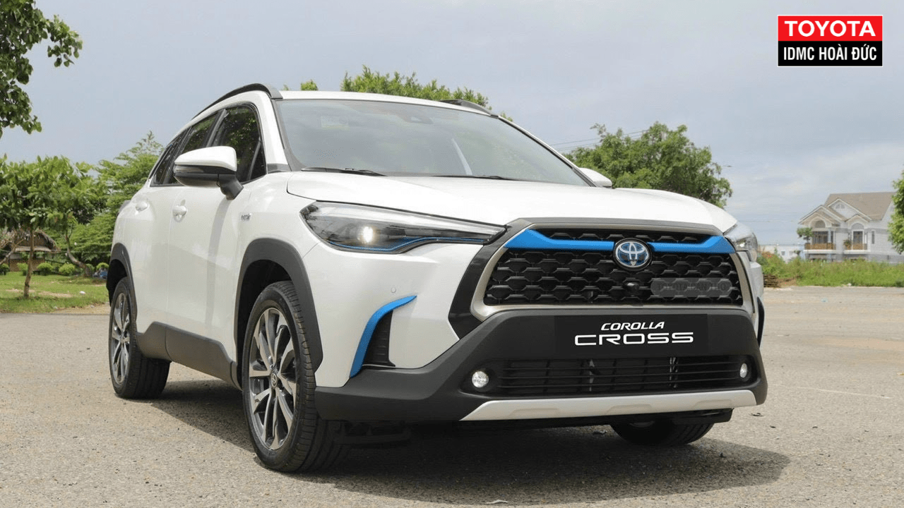 Toyota Cross 1.8 G, Toyota Corolla Cross 1.8V và Toyota Corolla Cross HV , Toyota Cross Hybrid 1