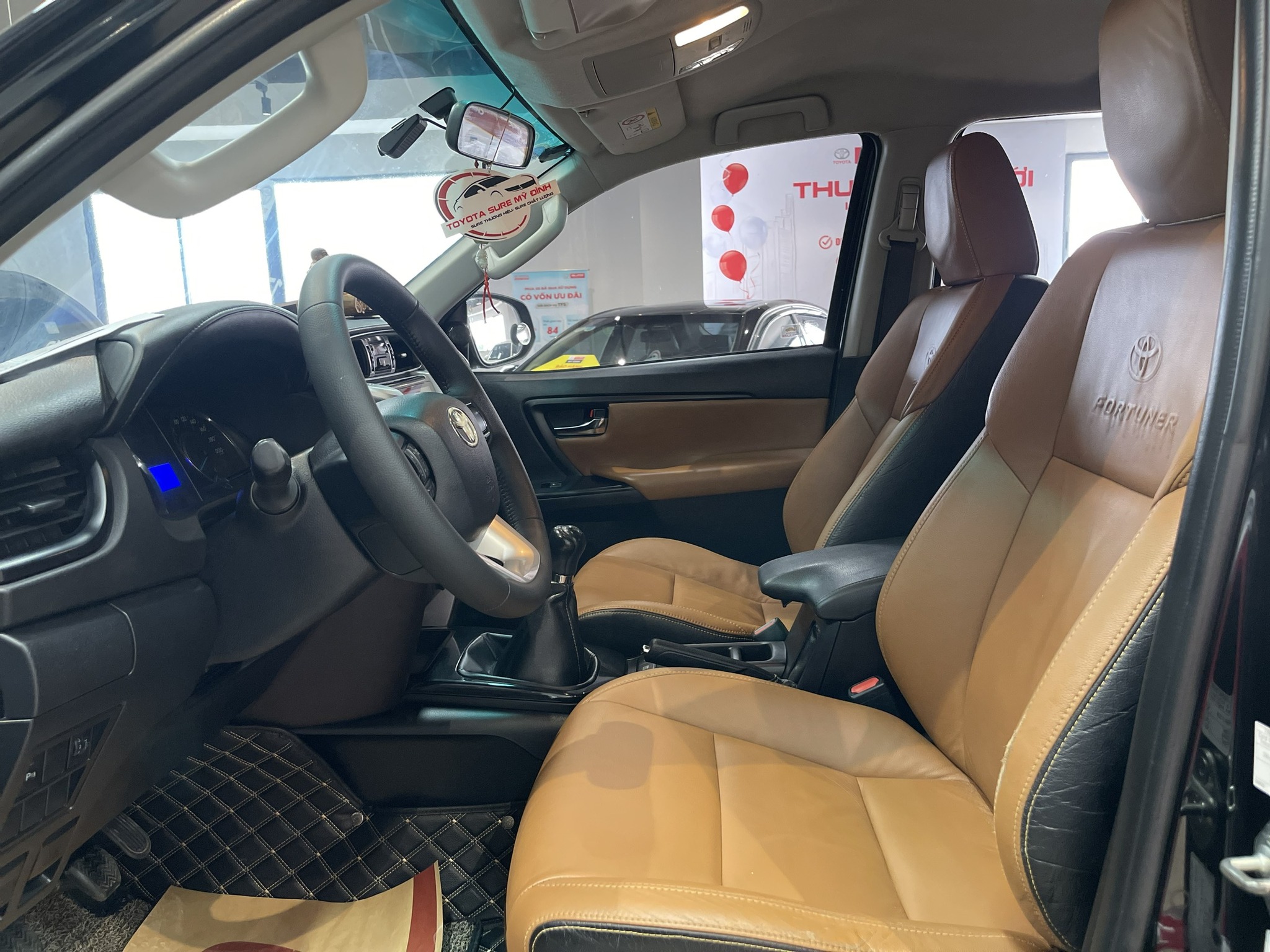 TOYOTA FORTUNER 2.4G 2017