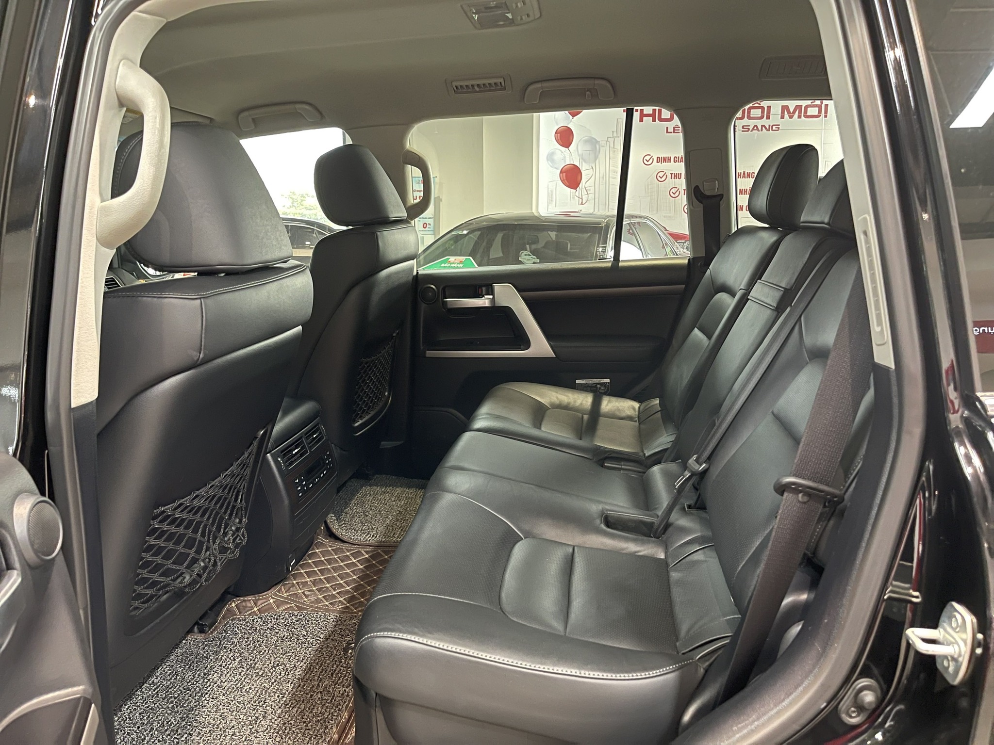 TOYOTA LAND CRUISER VX 4.6 V8