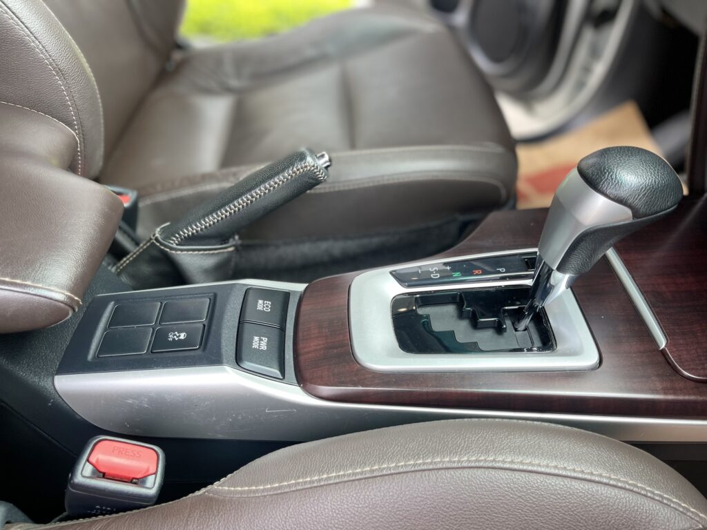 TOYOTA FORTUNER TRD 2.7(4X2)