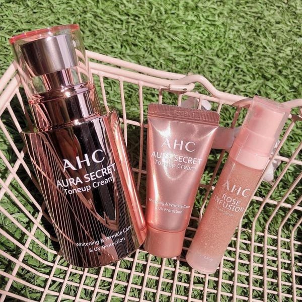 Kem AHC Aura Secret Tone Up Cream SPF30/PA ++