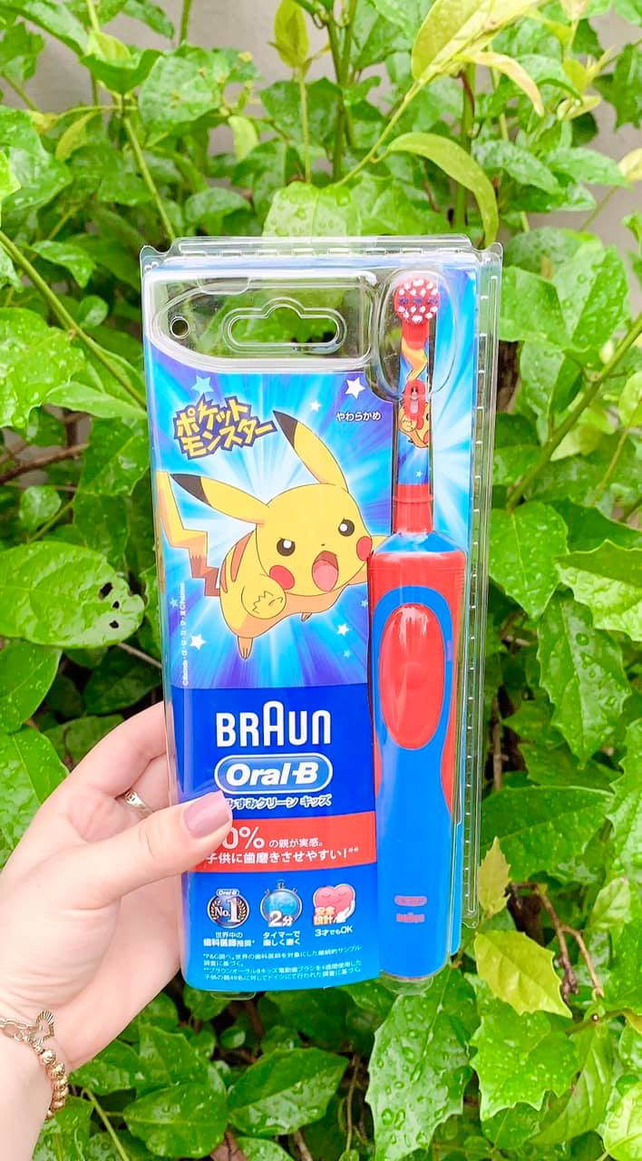 Bàn chải điện Braun Oral-B cho bé Pikachu đỏ