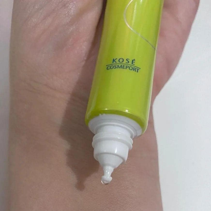 Serum Moischtua Mild White Repair Essence C100