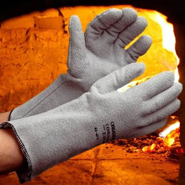Găng tay chịu nhiệt bảo hộ dùng trong luyện kim, hàn xì và chế biến thực phẩm