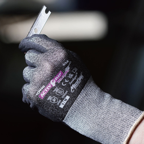 Tìm hiểu phân loại găng tay chống cắt theo cấp độ
