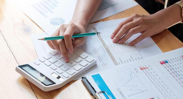 Ký kết hợp đồng cung cấp văn phòng phẩm dài hạn xuất hóa đơn VAT đầy đủ