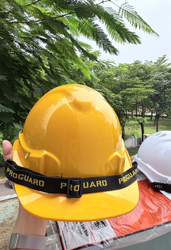 Vì Sao Nên Chọn Trang Bị Đồng Bộ Từ Proguard