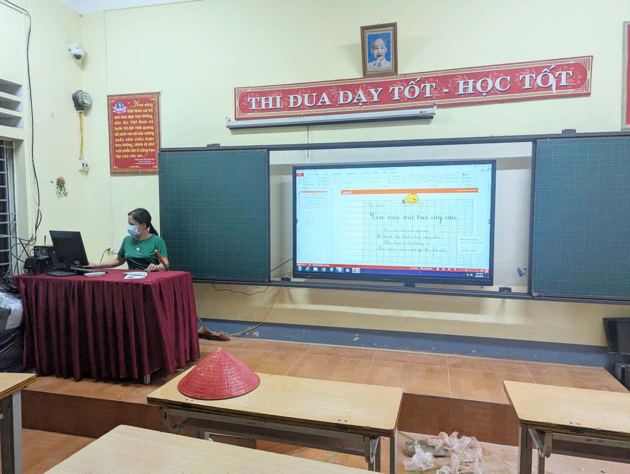màn hình tương tác cho lớp học