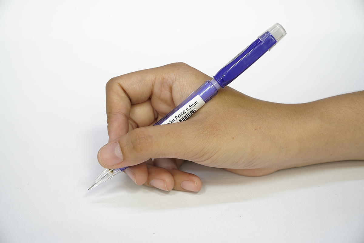 Bút chì kim bấm 0.5mm có tẩy PENTEL