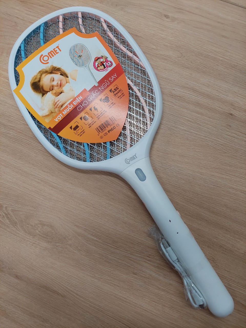 Vợt muỗi điện cao cấp CP.047 Comet