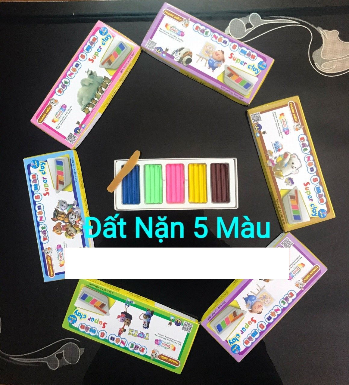 Đất nặn màu( hộp)
