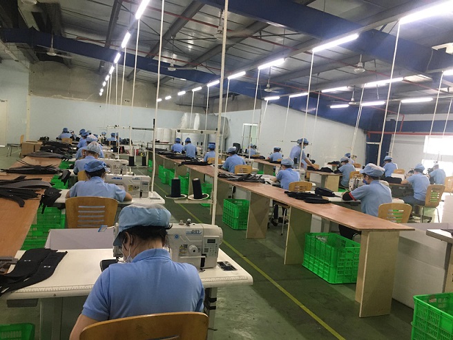 Xưởng may balo quà tặng theo yêu cầu uy tín chất lượng cao cho doanh nghiệp