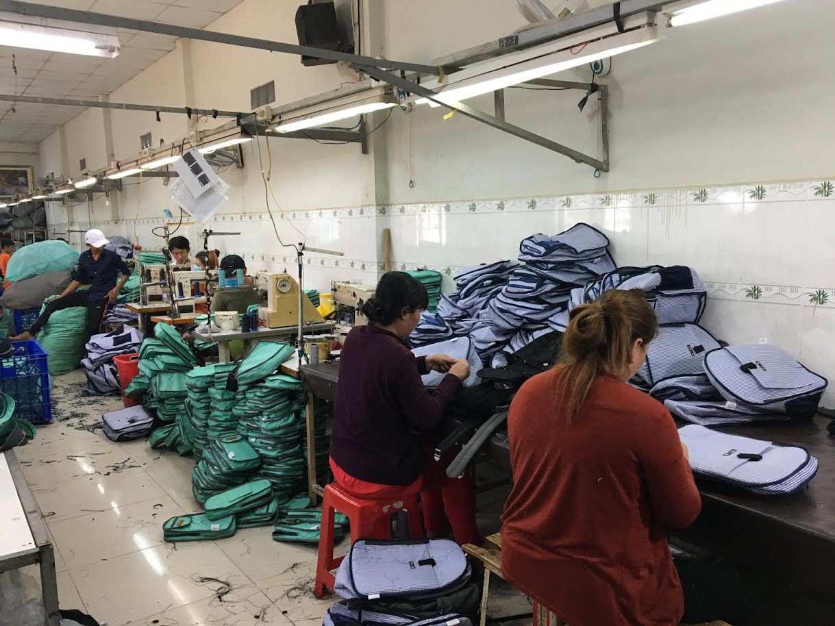 Sản xuất balo đồng phục học sinh trường học chất lượng cao tại Bắc Giang