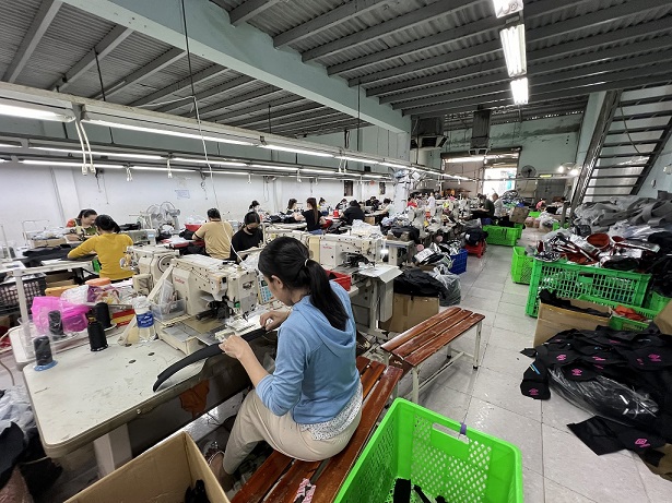 Xưởng sản xuất balo mầm non giá rẻ in logo trường mẫu giáo tại Vietbags