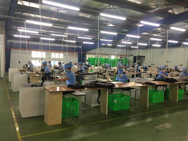 Gia công túi đựng dụng cụ và các loại túi kỹ thuật chuyên dụng cho doanh nghiệp tại KCN Bình Dương.