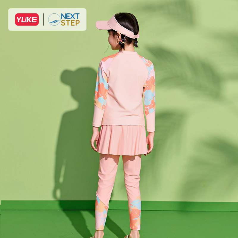 Đồ bơi bé gái tay dài quần dài chống nắng, chân váy liền size cho bé từ 17-42kg hiệu YUKE.