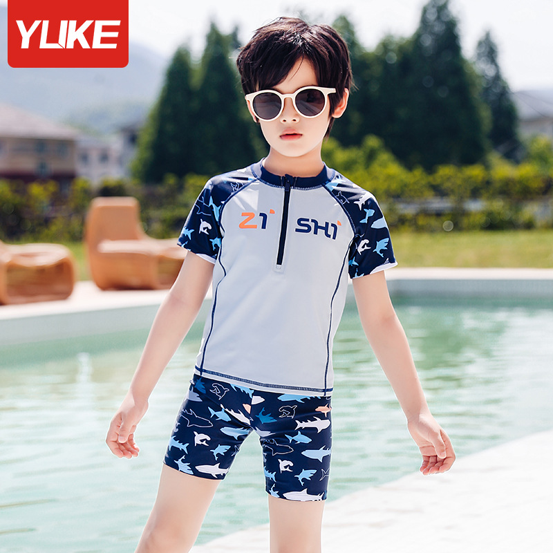 Đồ bơi bé trai dây kéo trước ngực tiện lợi phối hình cá mập quần 2 lớp có dây rút size đến 46kg