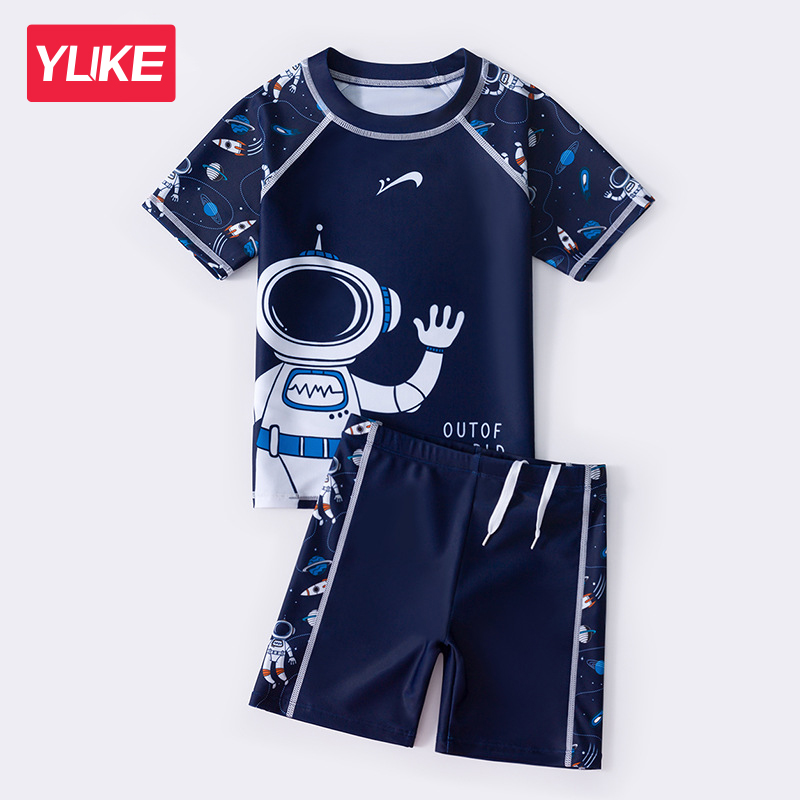 Đồ bơi bé trai hiệu YUKE YY9917 tay ngắn