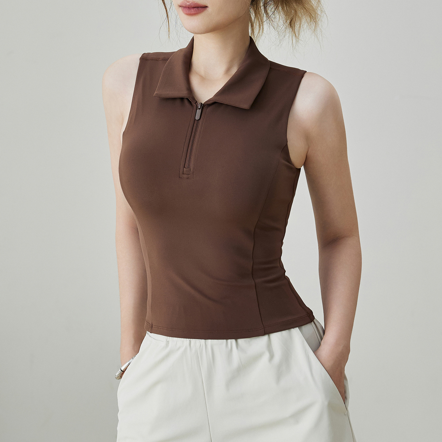 Áo thể thao nữ pickleball, tennis không tay, có cổ, ôm sát tôn dáng