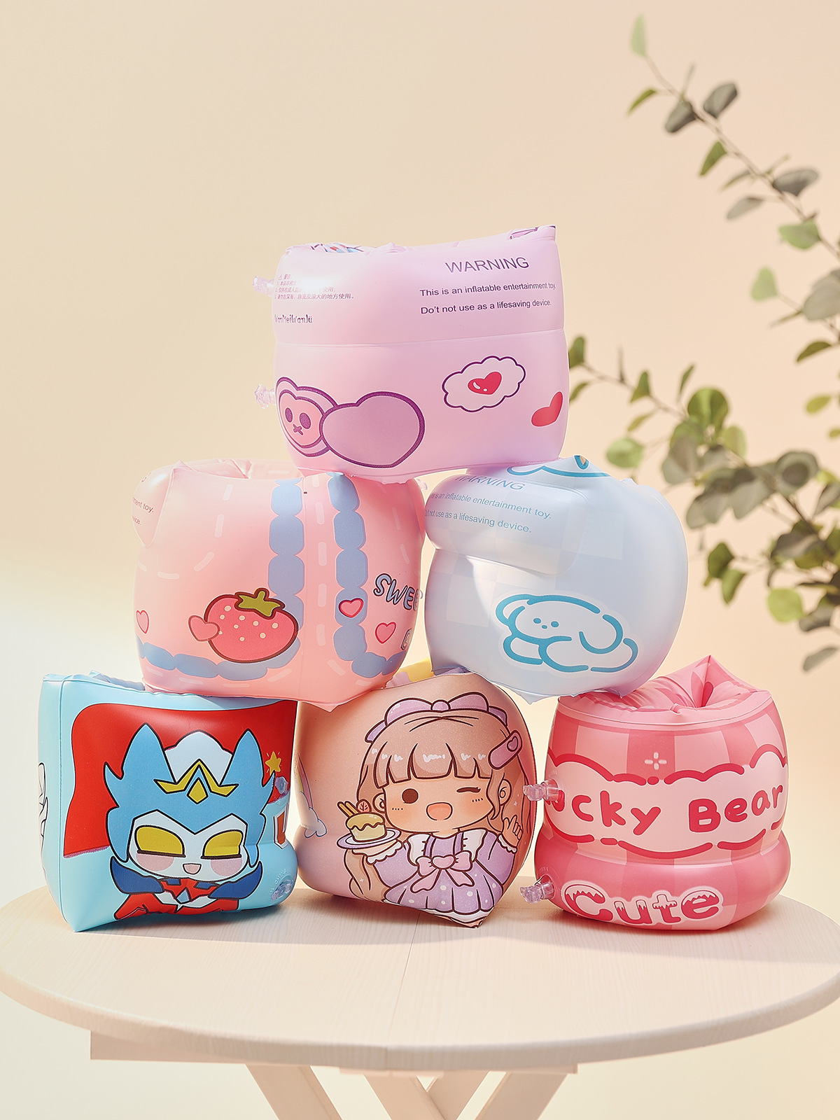 Phao xỏ tay dạng tròn lăn tiện lợi, dễ dàng sử dụng màu sắc hoạt hình đáng yêu cho bé